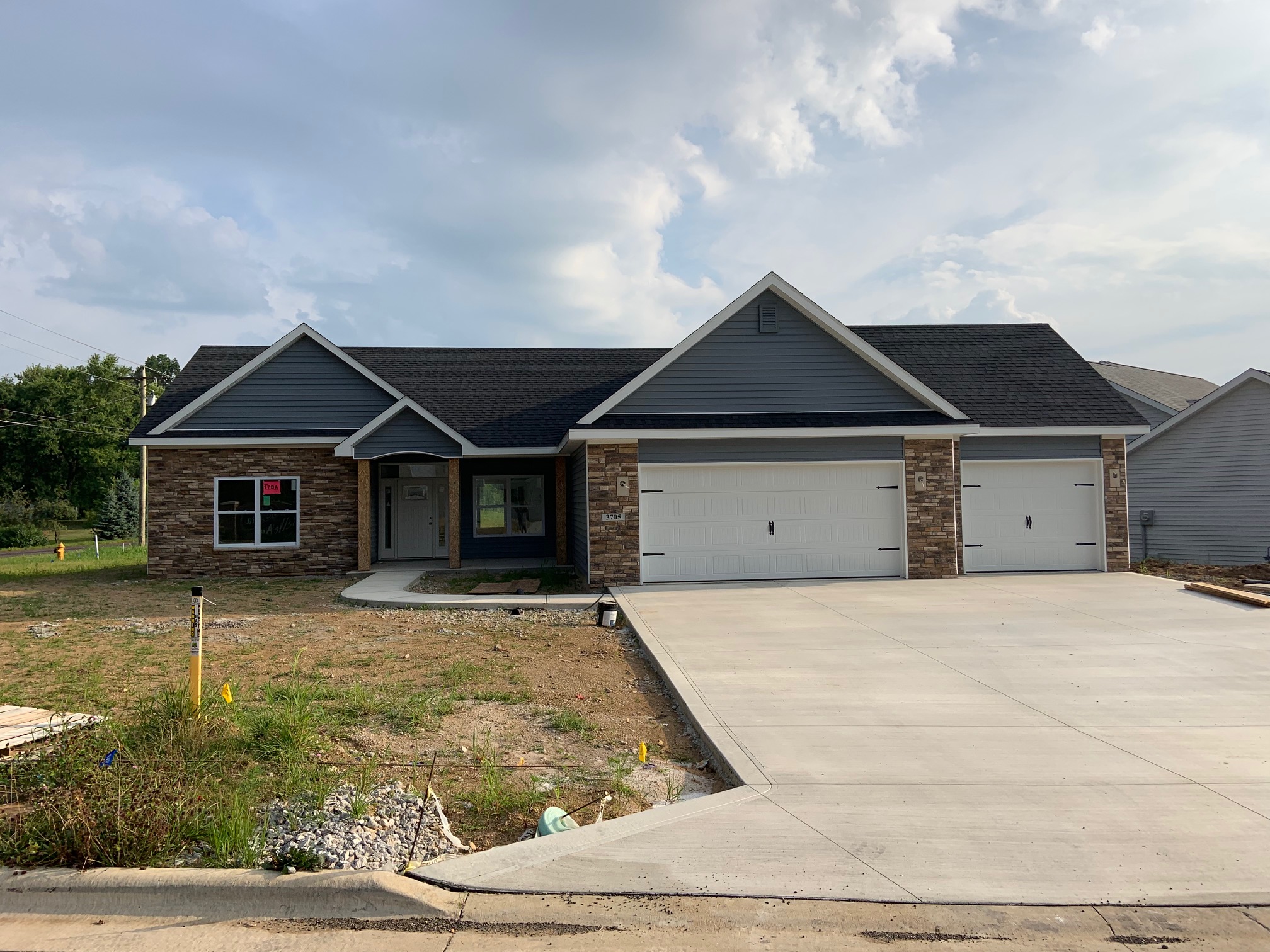 3705 Mitchell’s Boulevard, Warsaw, Indiana