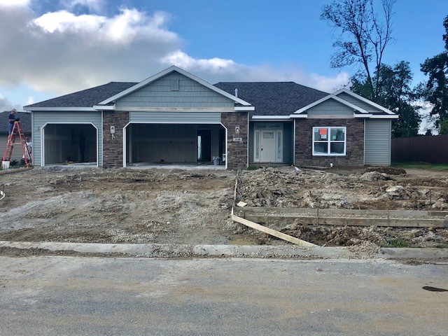 3048 E. Pickett Lane, Columbia City, Indiana