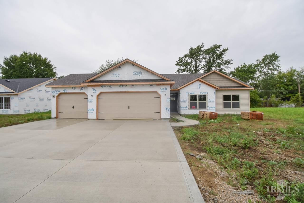 4413 N. Emerald Point Way, Muncie, IN.