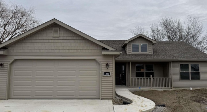 1345 Glenwood Court, Berne, Indiana