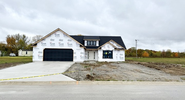 2309 Chandler Way, Auburn, Indiana