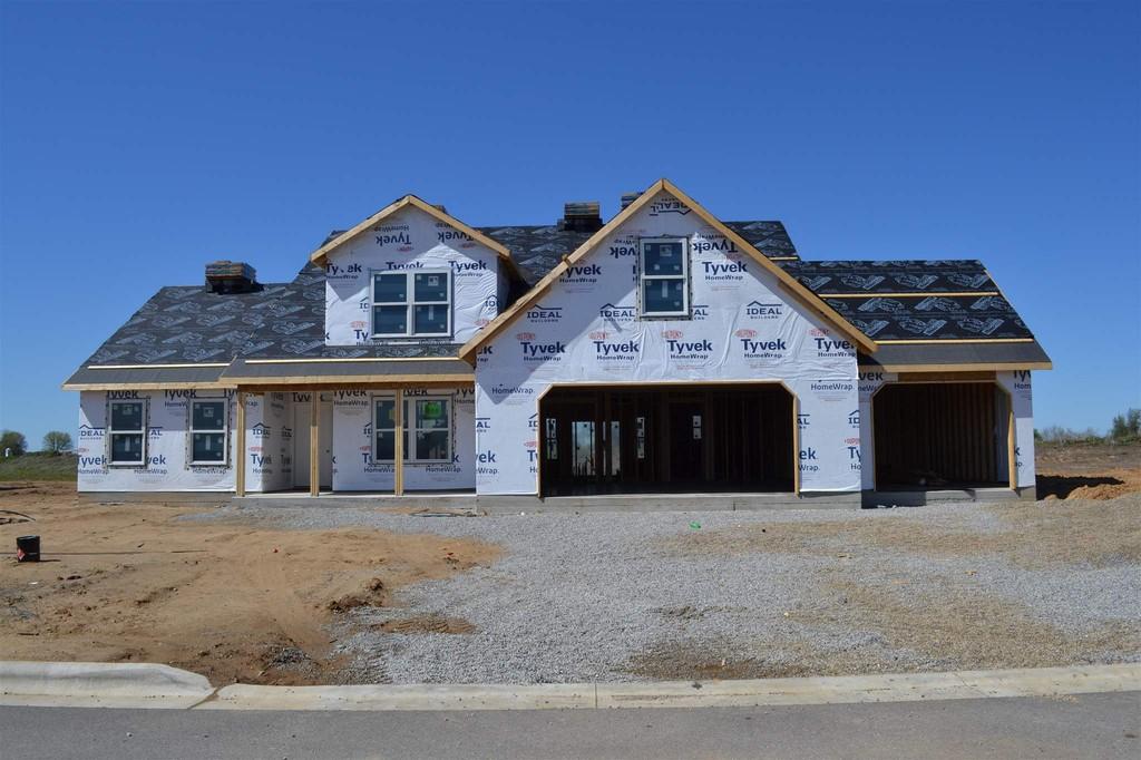 3945 E. King’s Pass, Warsaw, Indiana