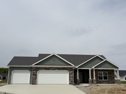 827 Chestnut Ct, Decatur, Indiana