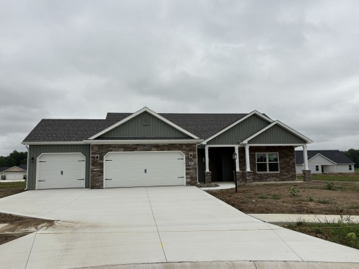 827 Chestnut Ct, Decatur, Indiana