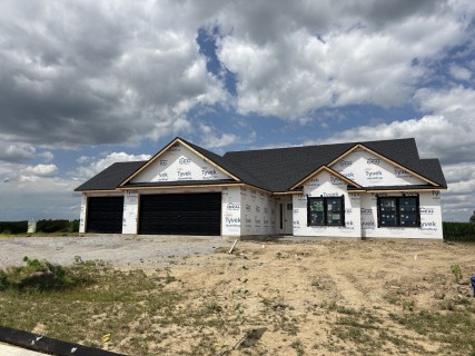 424 McNeal Circle, Ossian IN 46777