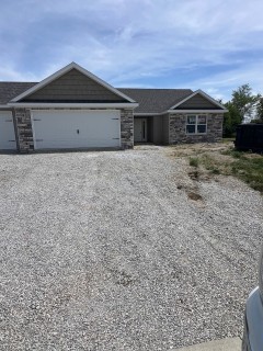 1060 Farmington Drive, Bluffton, Indiana 46714